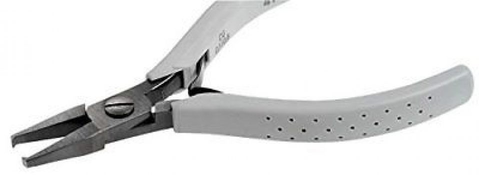 PINCE COUPE A RAS EN BOUT MT OUTIL FACOM 418.MT