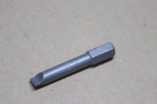 EMBOUT 1/4 FENTE 3,0 LONG 50MM OUTIL FACOM ES.603