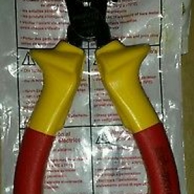 PINCE A DENUDER ET COUPE-FILS OUTIL FACOM 194.17VE